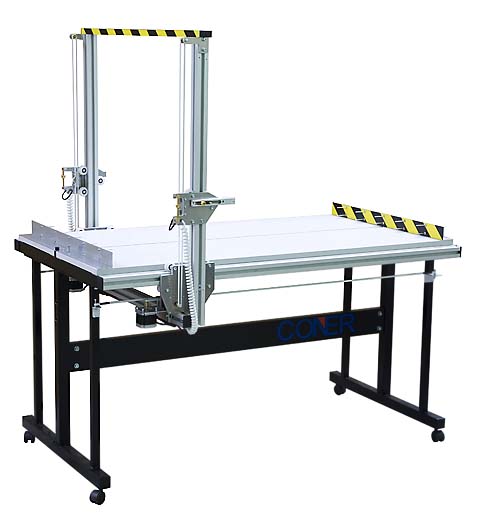 Máquina ThermoCut ECO modelo ECO C2 de PolyformasLínea ECO corte hilo caliente